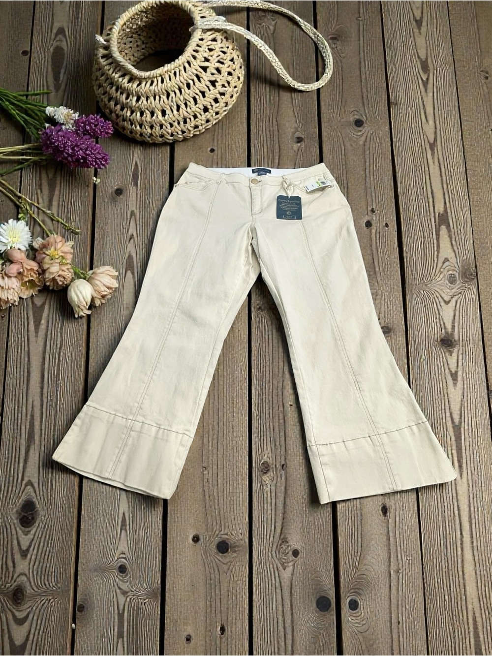 Democracy Ab Solution Jeans. Stretchy. Cream. Size: 18W NWT